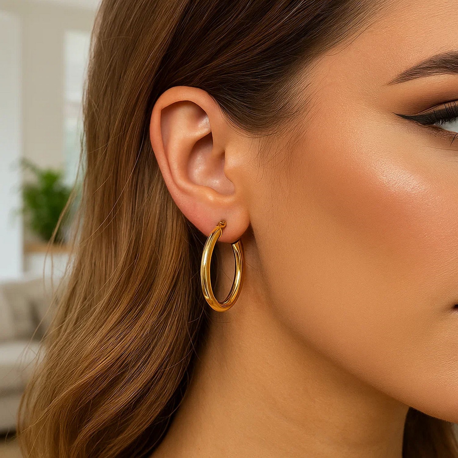 14k Yellow Gold Polished Hoop Earrings (4x30 mm) - Image 4