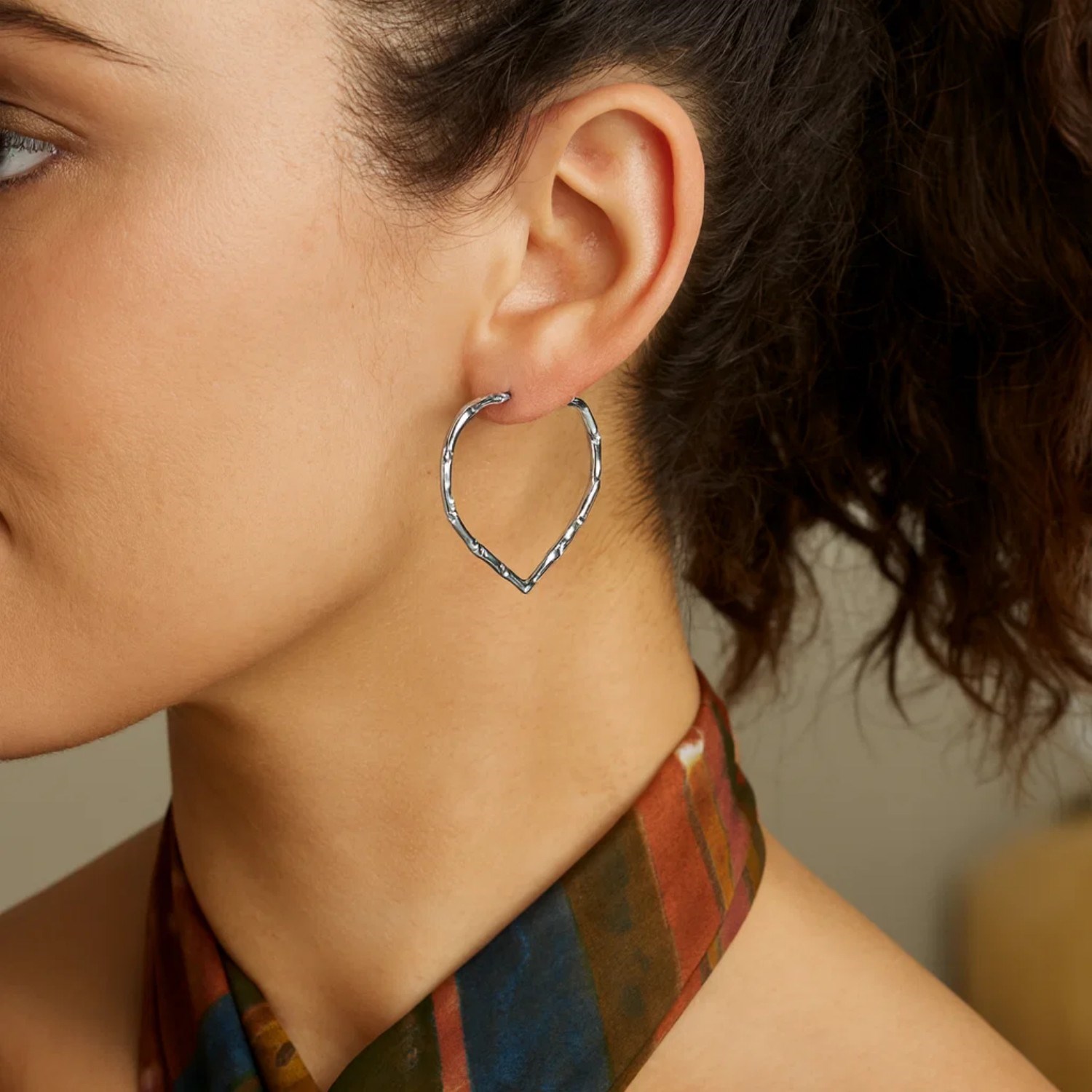 Sterling Silver Rhodium Plated Heart Bamboo Hoop Earrings - Image 3