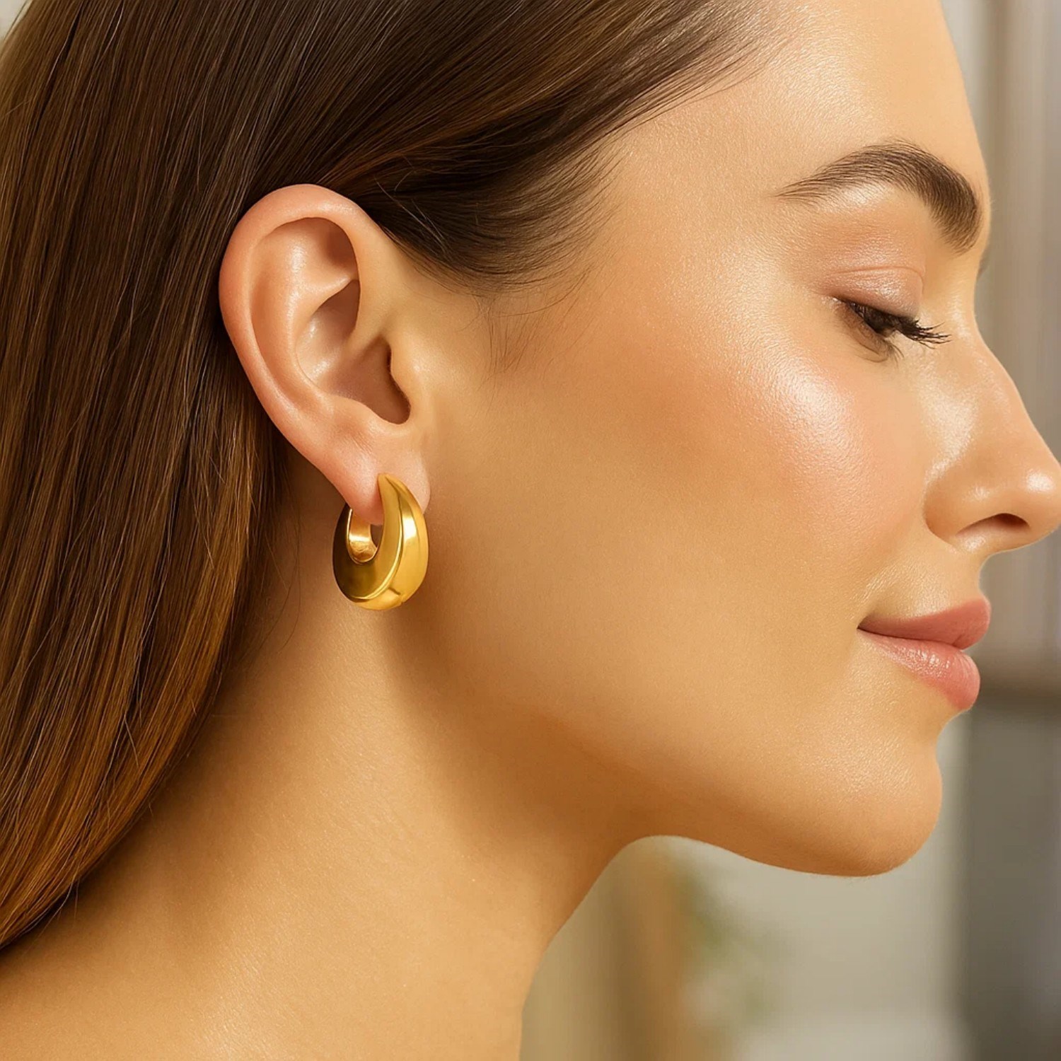 14k Yellow Gold Large Tapered Hoop Earrings(20x20mm) - Image 6