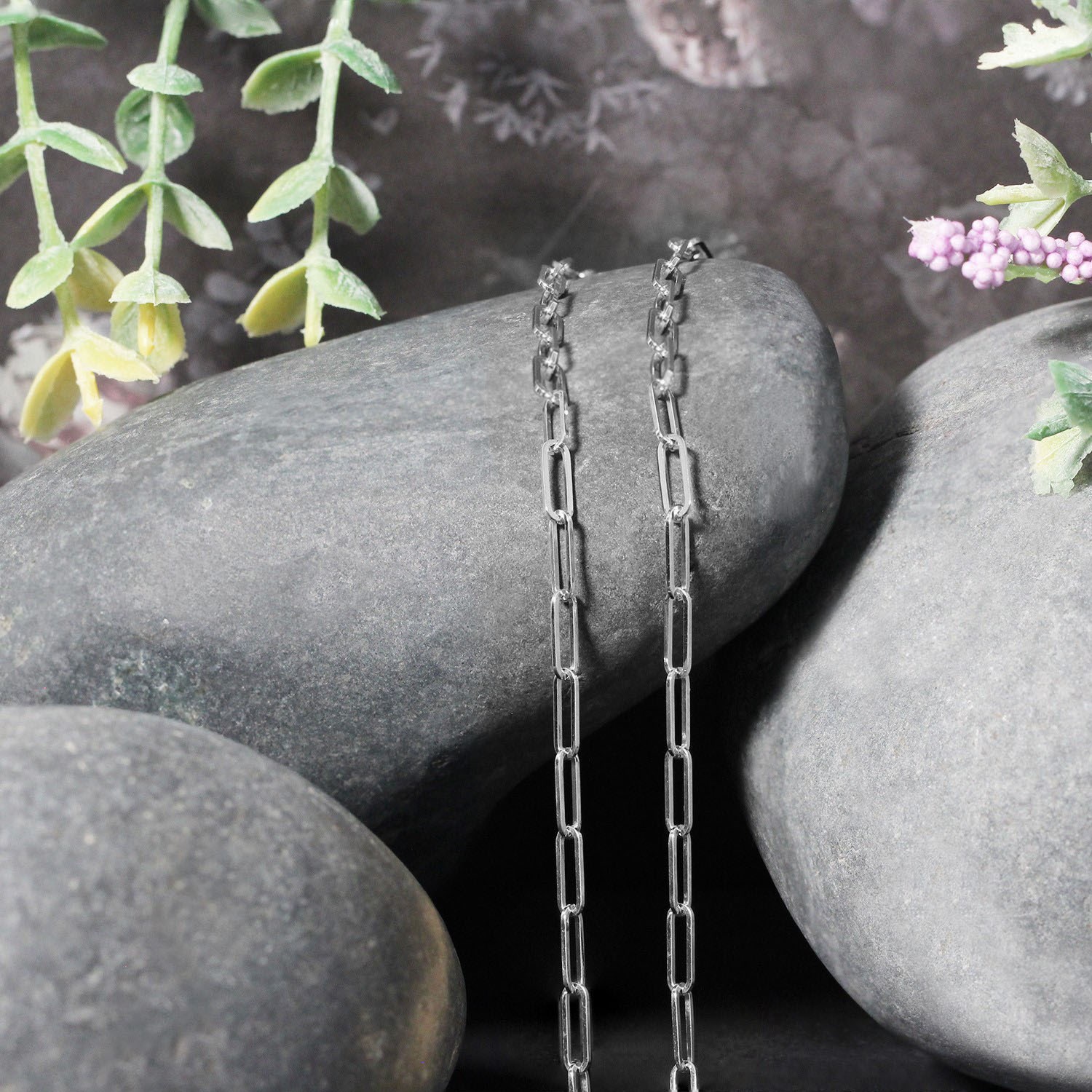 14K White Gold Paperclip Chain (2.50 mm) - Image 4