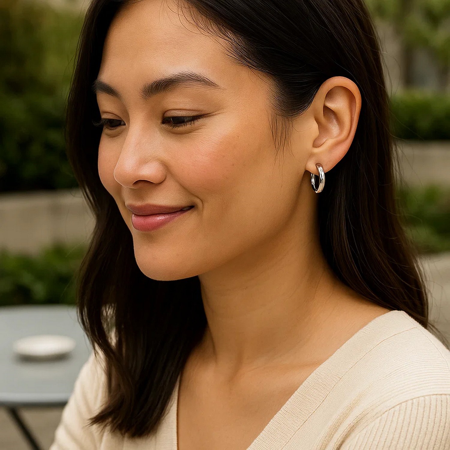 14k White Gold Polished Hoop Earrings (3x15mm) - Image 2