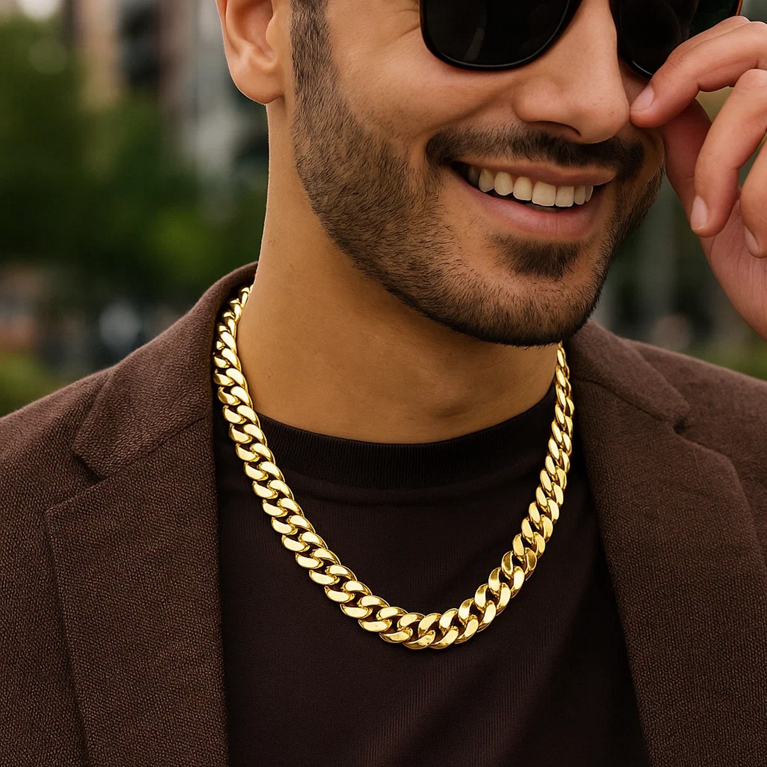 14k Yellow Gold Polished Miami Cuban Chain Necklace - Image 5