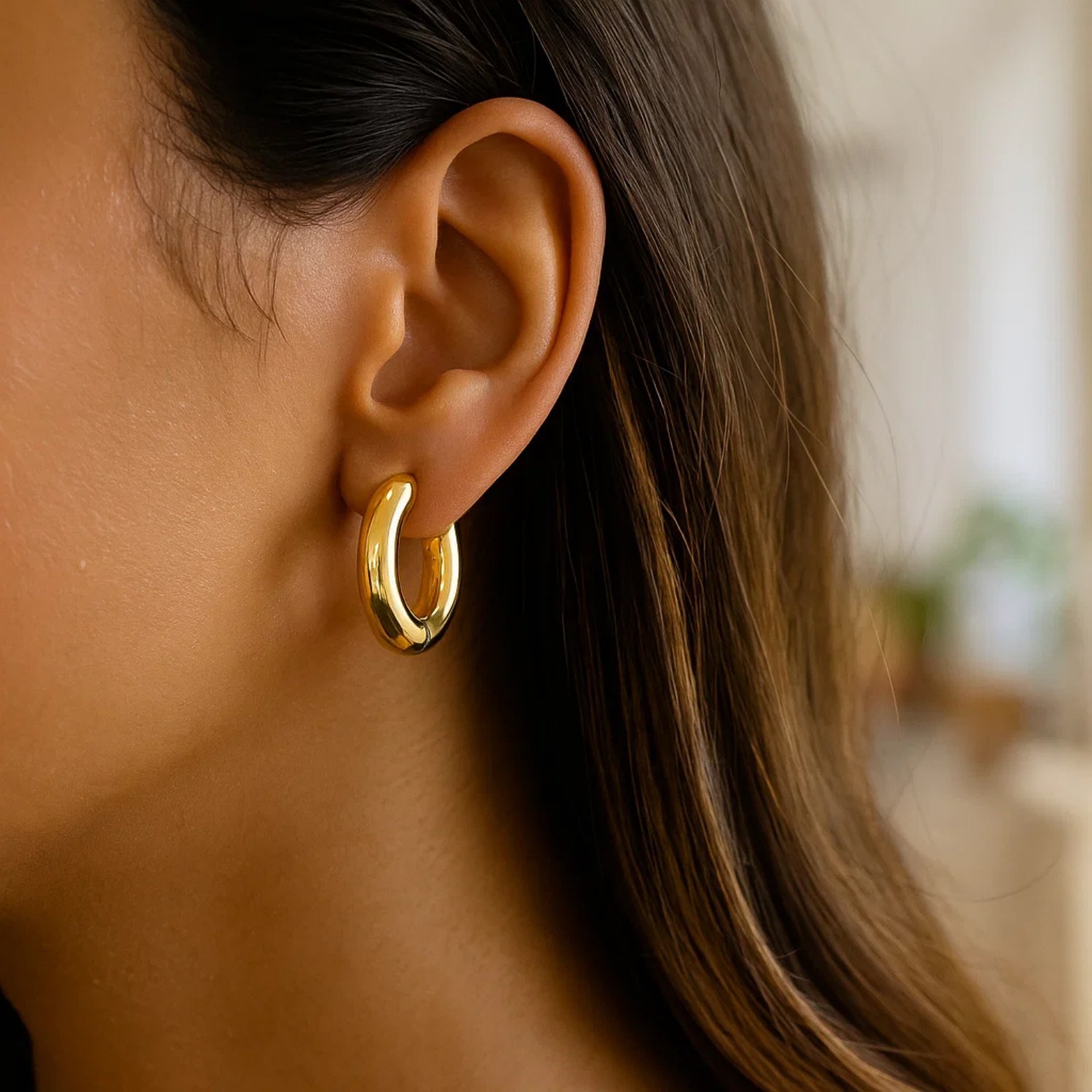 Medium Round Electroform Hoop Earrings in 14K Yellow Gold - Image 3