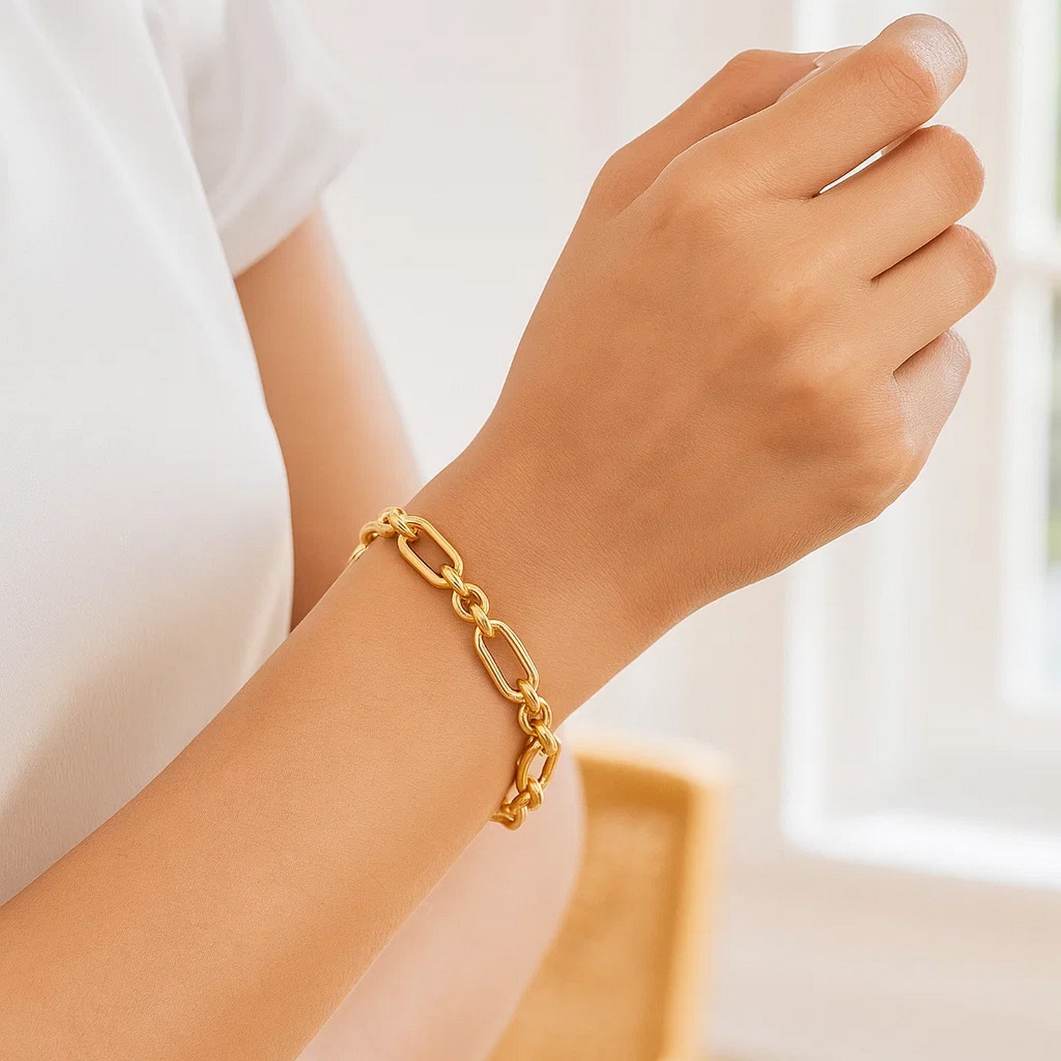 14k Yellow Gold Italian Alternating Paperclip Round Links Bracelet (8.00 mm) - Image 6