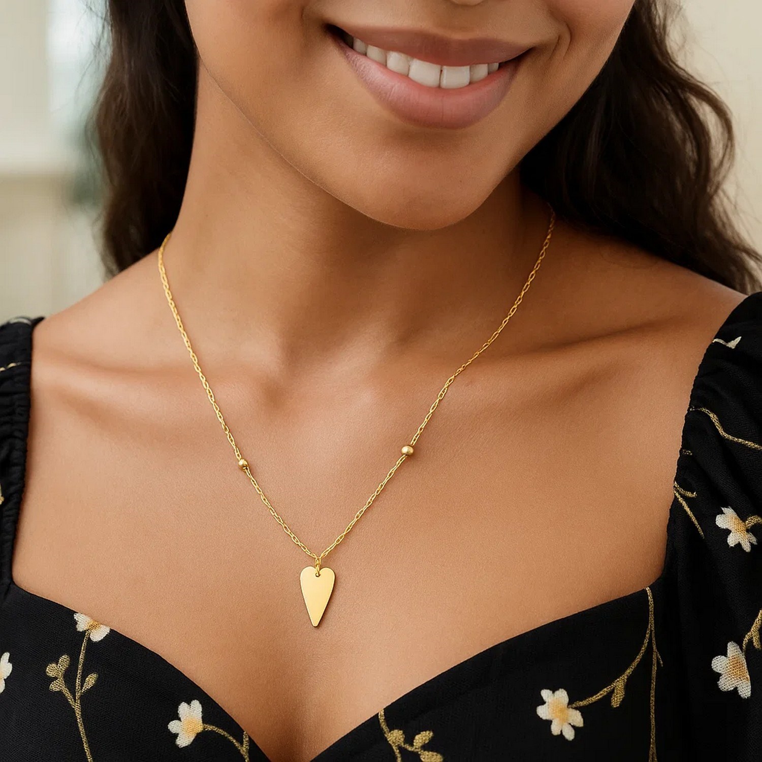 14K Yellow Gold Elongated Heart and Bead Station Necklace - Image 4