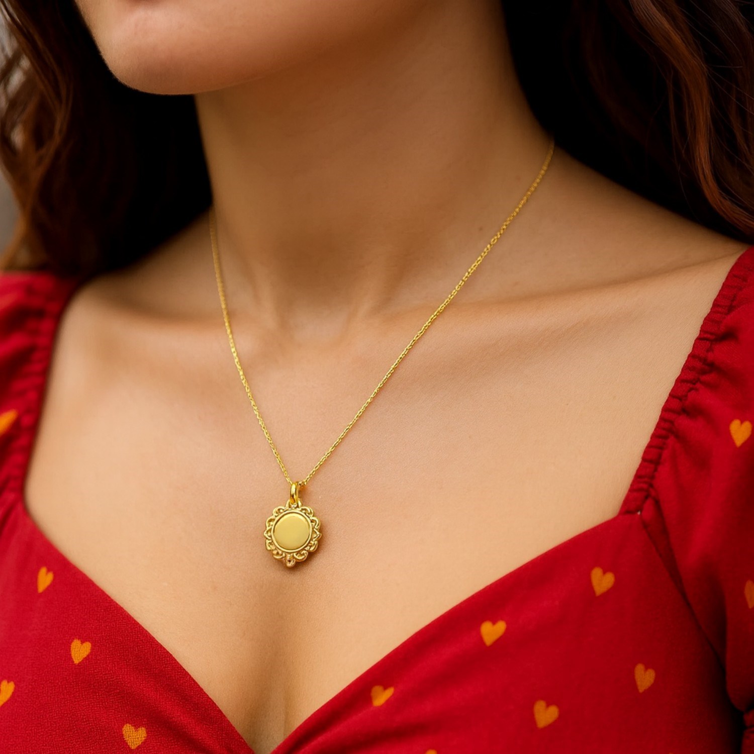 Baroque Round Pendant and Necklace in 14K Yellow Gold - Image 5