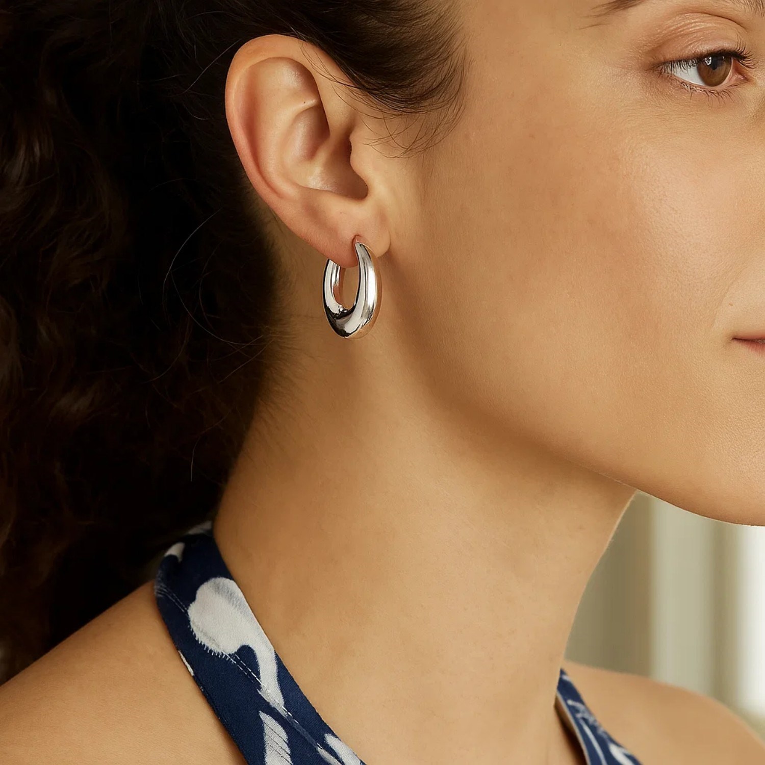 Sterling Silver Medium Graduated Hoop Earrings - Image 3