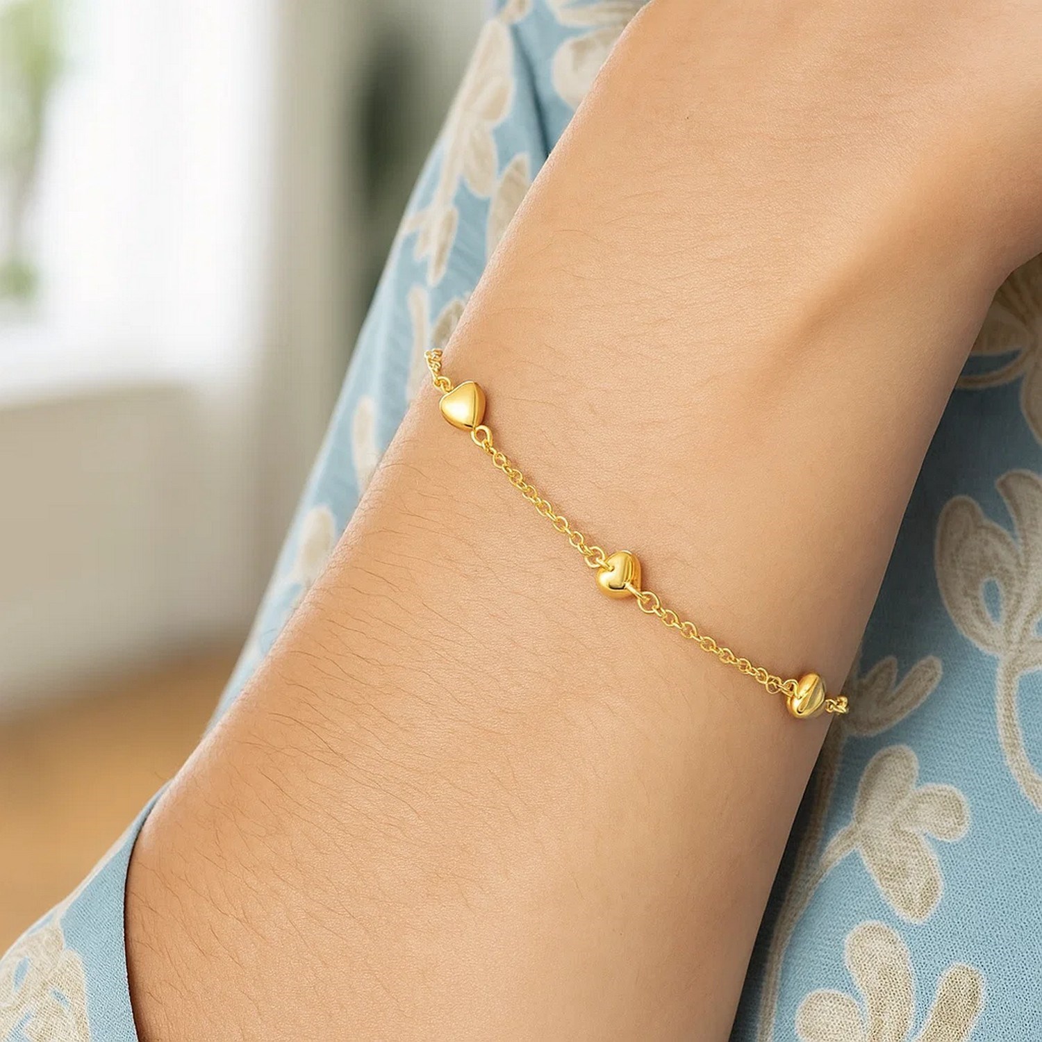14k Yellow Gold Rolo Chain Bracelet with Puffed Heart Stations (3.30 mm) - Image 3